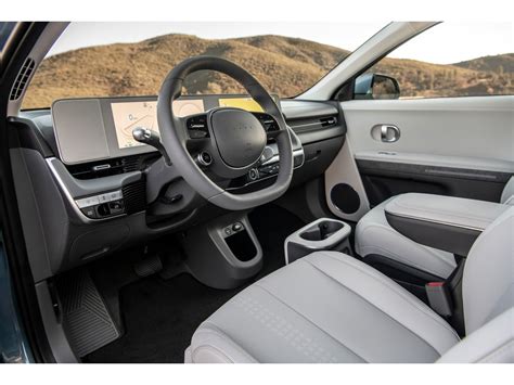 2023 Hyundai Ioniq 5: 50 Interior Photos | U.S. News