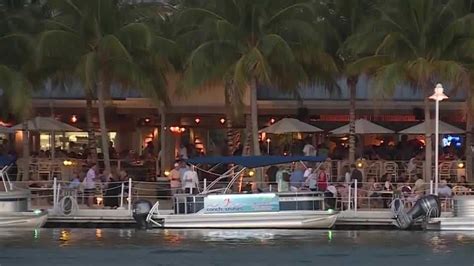 U-Tiki Beach owner wants to privatize docks behind his restaurant ...