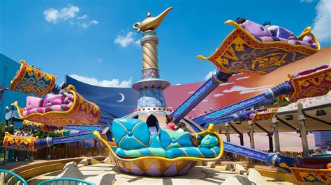 Les Tapis Volants – Flying Carpets : L'Attraction | Disneyland Paris