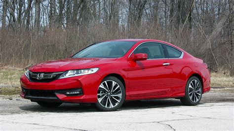 Review: 2016 Honda Accord Coupe | Motor1.com