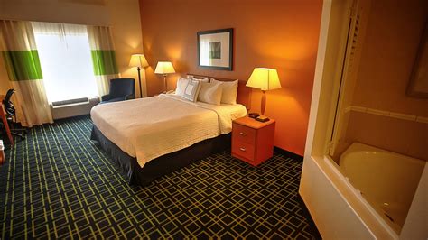 Mt Vernon, IL, Hotel with Indoor Pool | Fairfield Inn