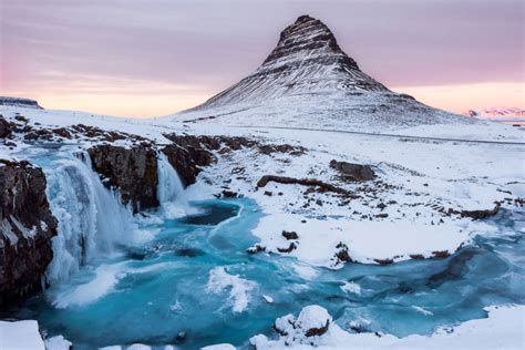 Kirkjufell mountain on the Snæfellsnes peninsula