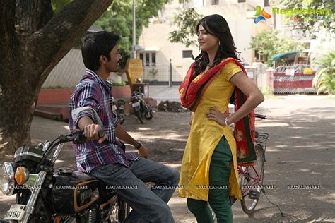 Shruti Haasan and Dhanush's Romantic Stills from Movie 3 - High ...