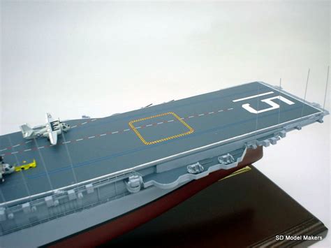 SD Model Makers > Aircraft Carrier Models > Essex Class Aircraft ...