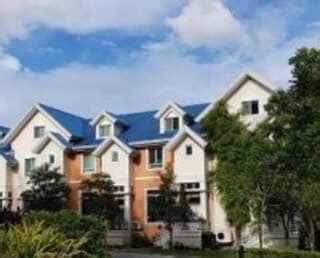 6 listings: Montgomery townhouse quezon city - Trovit