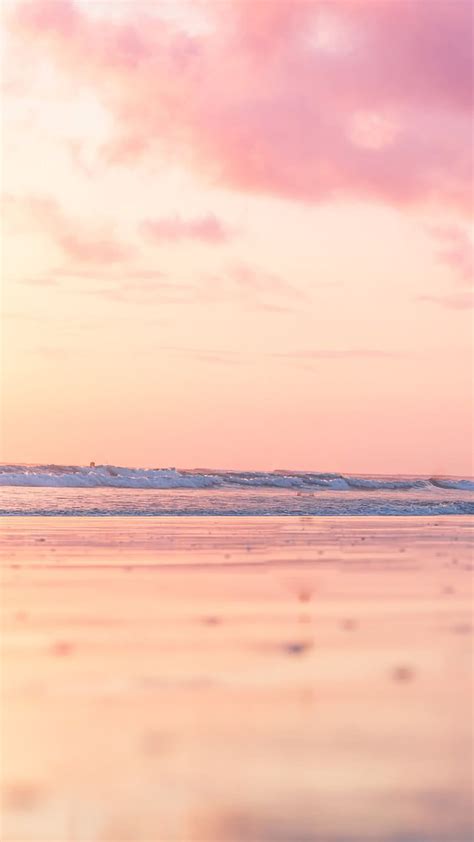 Beach at sunset in 2020 | Beach wallpaper iphone, Sunset iphone ...