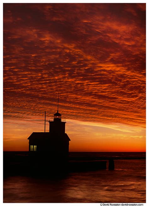 Big Red Holland Lighthouse, Holland, Michigan | David Roossien Photography