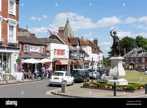 Westerham village kent england uk hi-res stock photography and images ...