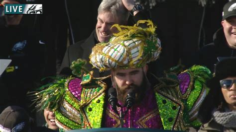 VIDEO: Jason Kelce's rousing speech at Eagles parade finale - 6abc ...