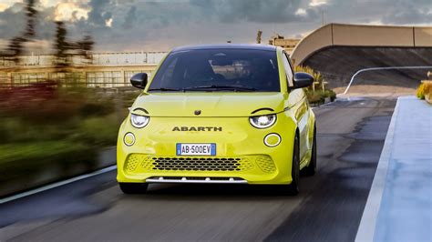 2023 Abarth 500e Launching in Australia in Late 2023 | DiscoverAuto