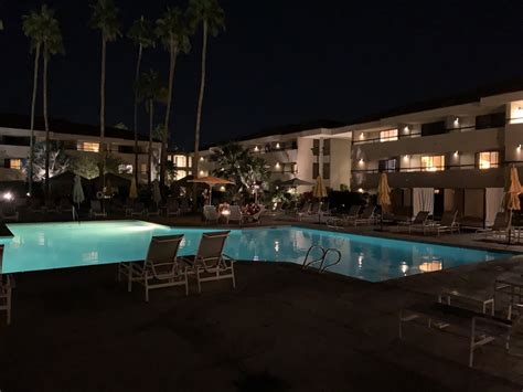 Review: Hilton Palm Springs (California) - Flying High On Points