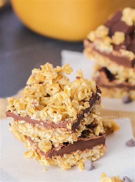 No Bake Chocolate Caramel Oat Bars - Yummi Haus