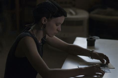 Lisbeth Salander - Rooney Mara - The Girl With The Dragon Tattoo (2011 ...