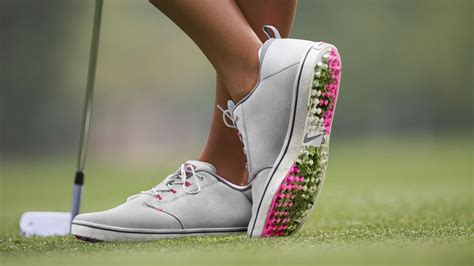 Nike Golf Reveals New Women’s Lunar Adapt Shoe - Nike News