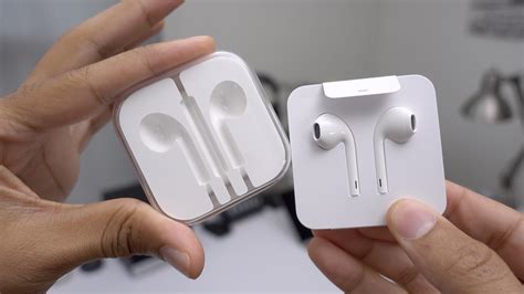 Hands-on: How the new Lightning EarPods compare to the old 3.5mm ...