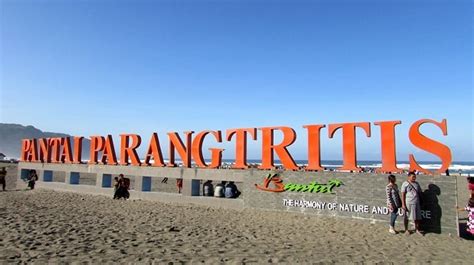 Wisata Jogja Pantai Parangtritis - Harga Tiket, Rute, Fasilitas Ada Disini