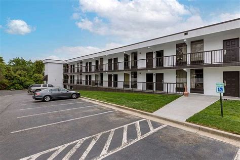 QUALITY INN $91 ($̶9̶8̶) - Prices & Hotel Reviews - Roxboro, NC