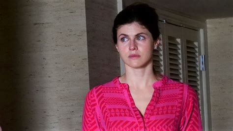 'The White Lotus' Finale: Alexandra Daddario on Rachel's Big Decision