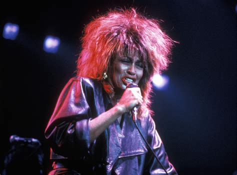 The Top Women Singers of '80s Rock