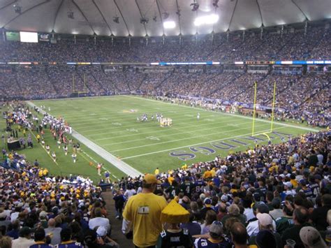 Metrodome - History, Photos & More of the Minnesota Vikings former NFL ...