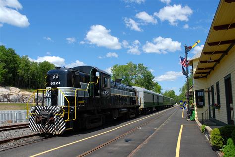 Adirondack Scenic Railroad on the Adirondack Coast. www.goadirondack ...