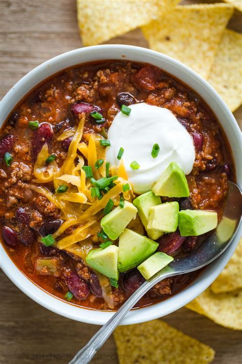 An easy crockpot chili recipe with Ground Beef, beans, tomato sauce ...