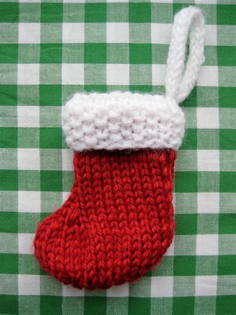 Free Knitting Patterns For Christmas Stockings