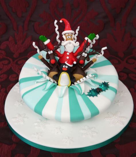 10 Cute Christmas Cake Ideas You Must Love - Pretty Designs