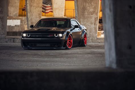 Custom Dodge Challenger | Images, Mods, Photos, Upgrades — CARiD.com ...