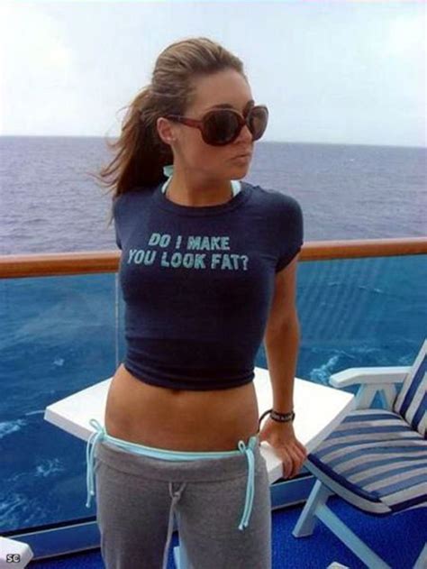 Damn Funny Messages on Girls' T-Shirts | sussurroeterno