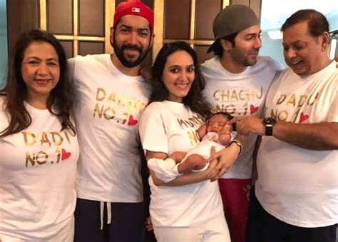 ‘Chachu’ Varun Dhawan shares first glimpse of his niece with Dhawan ...