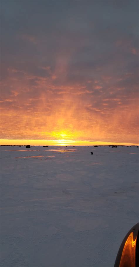 Lake Poygan Sunset (Wisconsin) : r/IceFishing