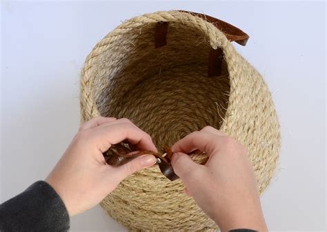 DIY No-Sew Rope Basket - Step By Step Tutorial