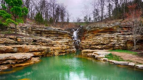 Visit Blue Eye: 2024 Travel Guide for Blue Eye, Missouri | Expedia