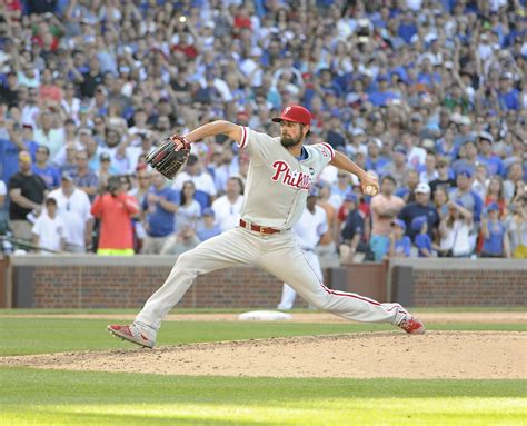 Atlanta Braves: What Cole Hamels has to offer from his past to his future