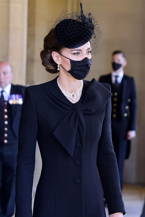 Kate Middleton wears Queen's pearl necklace to Prince Philip's funeral ...