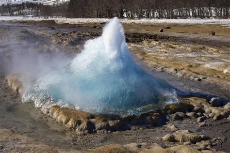 Self Guided 7 Day Geysers, Glaciers And Waterfalls - Reykjavik ...