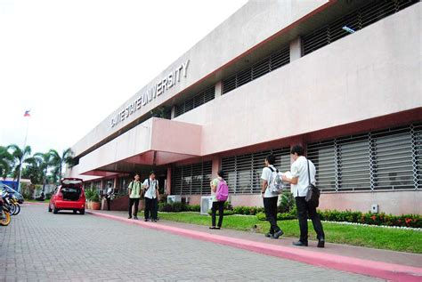 Facade of Cavite State University Cavite City Campus - PICRYL Public ...