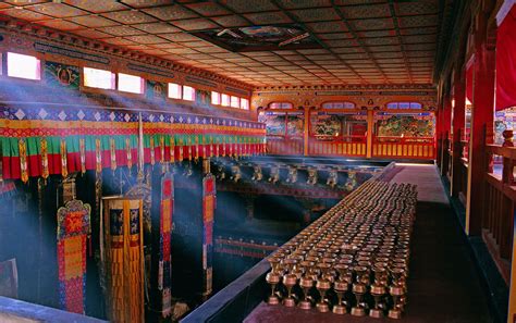 Potala palace interior (GoW) | Palace interior, Tibet, Castle