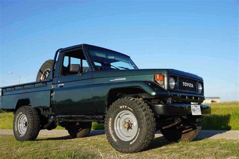 1989 Toyota Land Cruiser Pickup Manual FJ75 - Classic Toyota Land ...