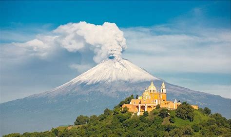 12 Dangerous Volcanoes Along the Ring of Fire - Owlcation