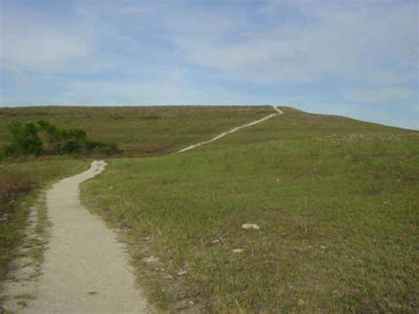 Hiking trail at the Konza | Hiking trails, Prairie, Trail maps