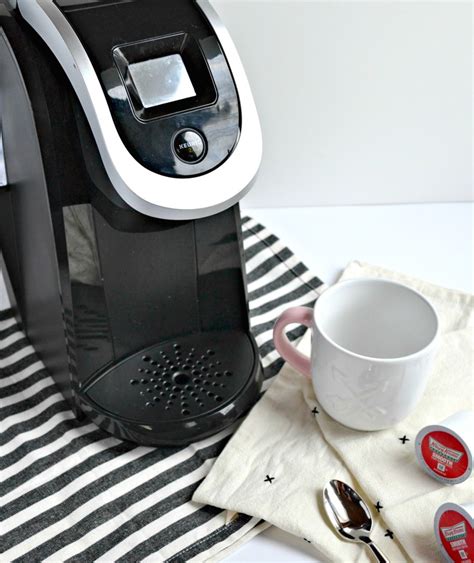 Easy Way to Clean a Keurig Coffee Maker - The Cards We Drew