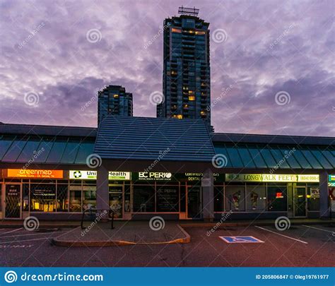 COQUITLAM, CANADA - OCTOBER 01, 2019: Medical Offices and Other Stores ...