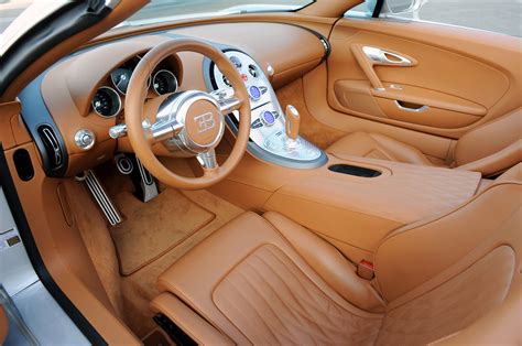 Colorful bugatti veyron interior and exterior wallpapers - Blue Image