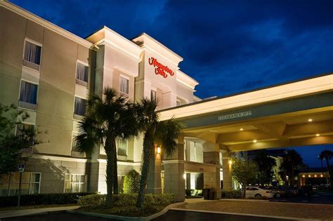 HAMPTON INN TITUSVILLE / I-95 KENNEDY SPACE CENTER $82 ($̶1̶0̶5̶ ...