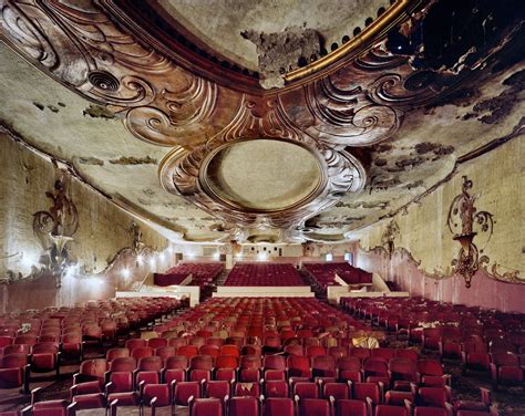 A New Photo Book Spotlights What Remains of American Movie Theaters