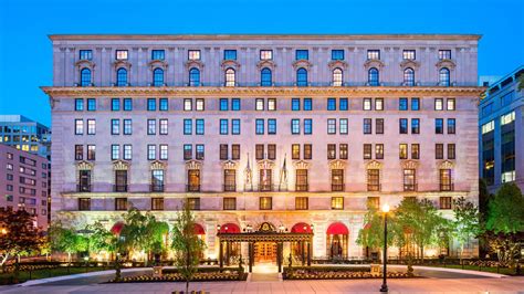 Venue Spotlight: St. Regis - Strawberry Milk Events