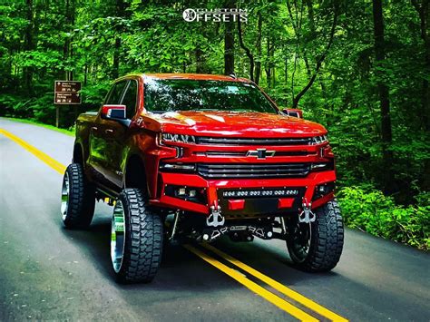 decked out chevy silverado - tashia-groberg