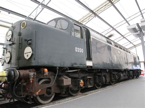 Class 40 English-Electric 1Co-Co1 BR Mainline Diesel-Electric ...